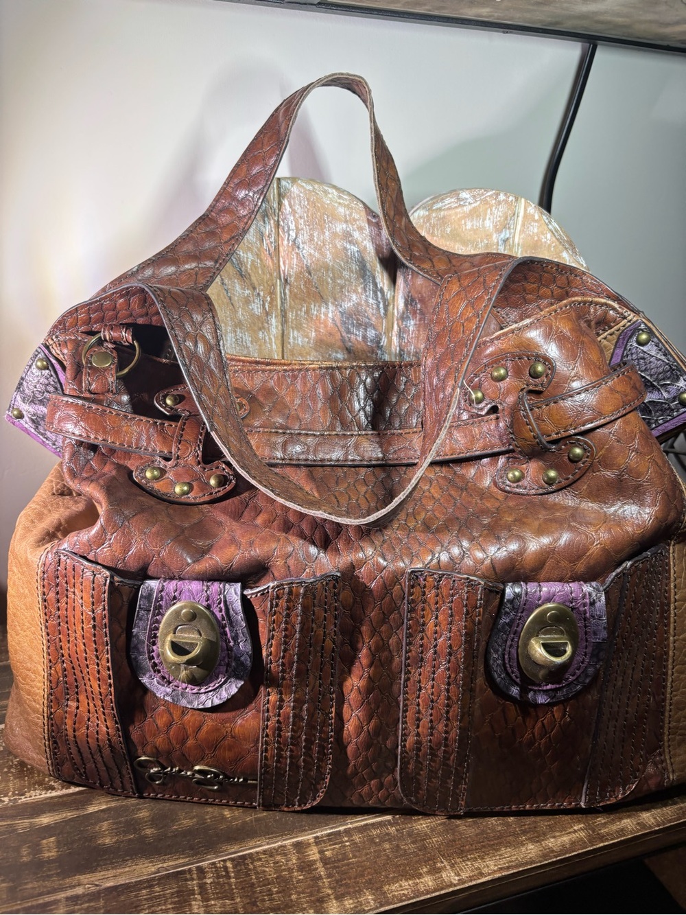 Jessica Simpson Reptilian Brown Textured Faux Leather Satchel Handbag Vegan Bag - Picture 2 of 15